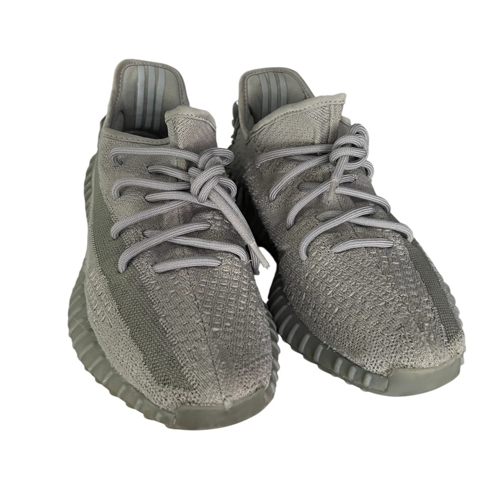 Yeezy 350 V2 Men’s size 9.5-Authentic